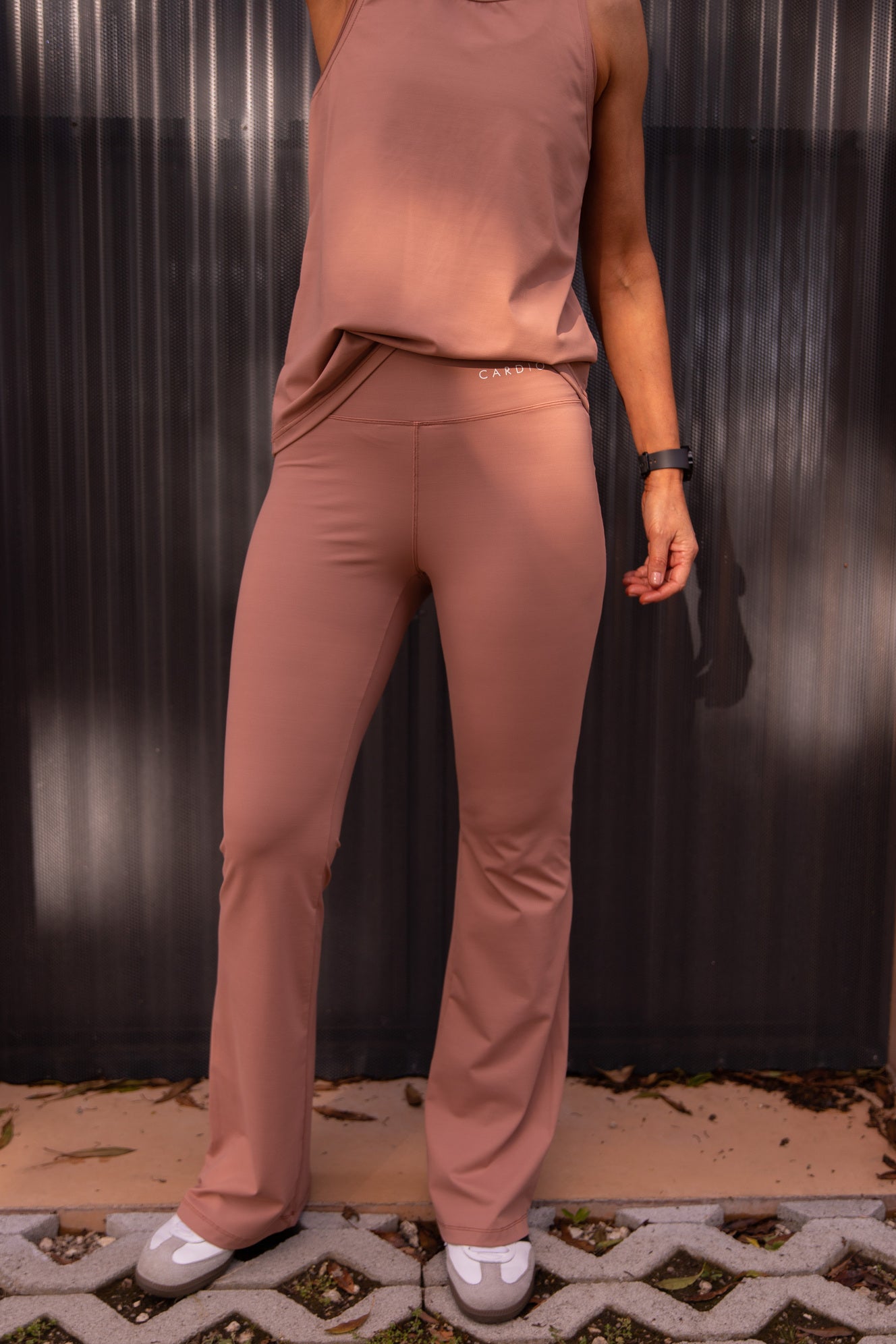 Bell Bottom Legging