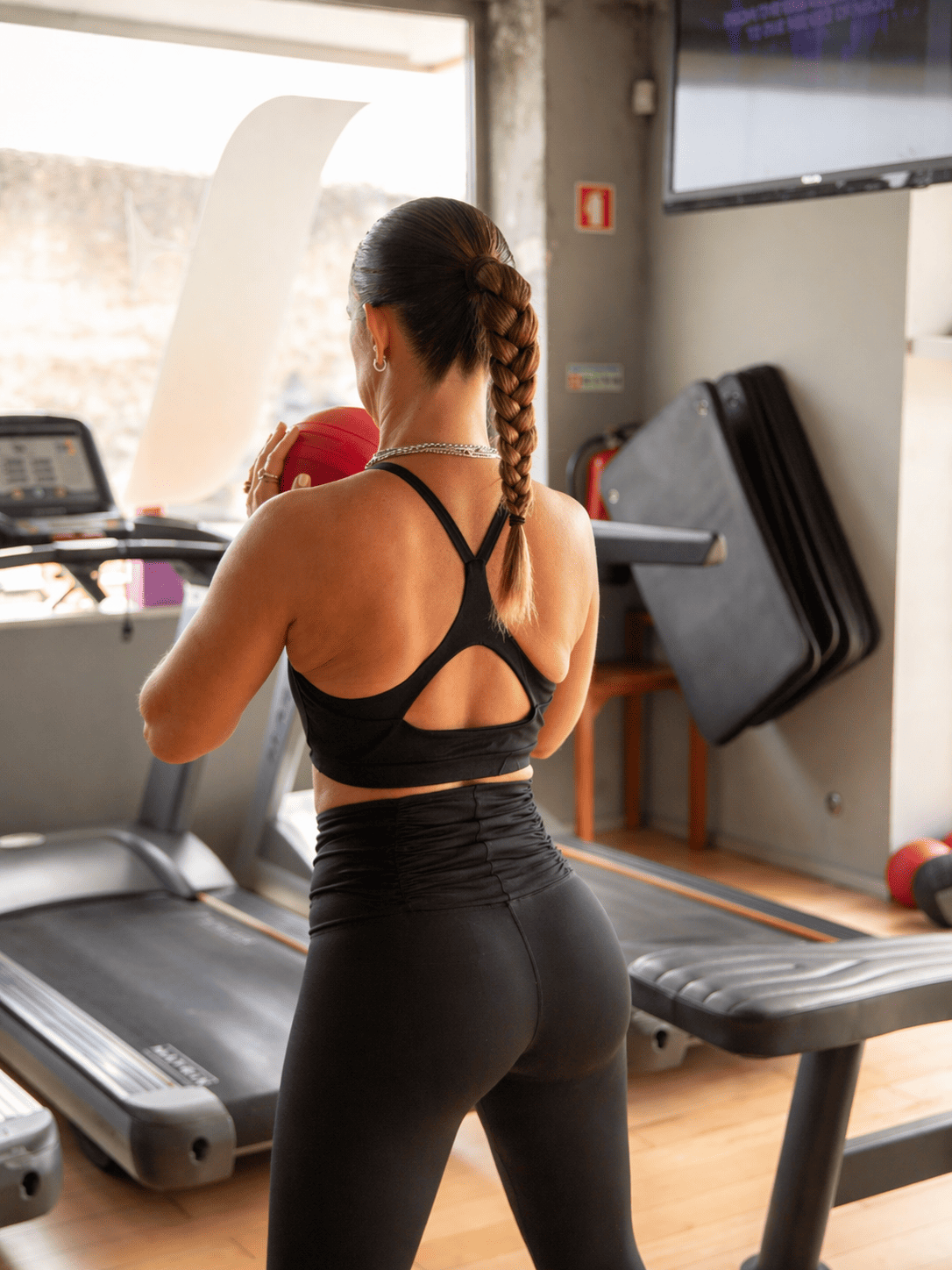 Legging Curve Motion